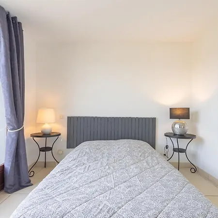 Les Pesquiers By Interhome Ιέρ
